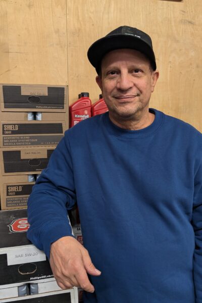 PXL 20251204 224845337